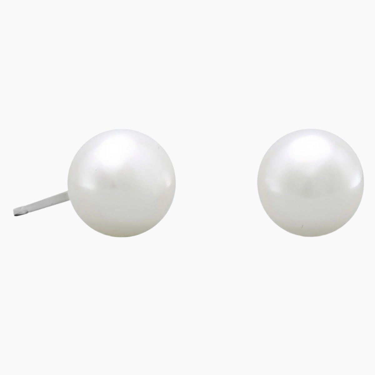 6mm Freshwater Pearl Stud Earrings