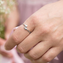 Arrow Design Wrap Ring On Hand