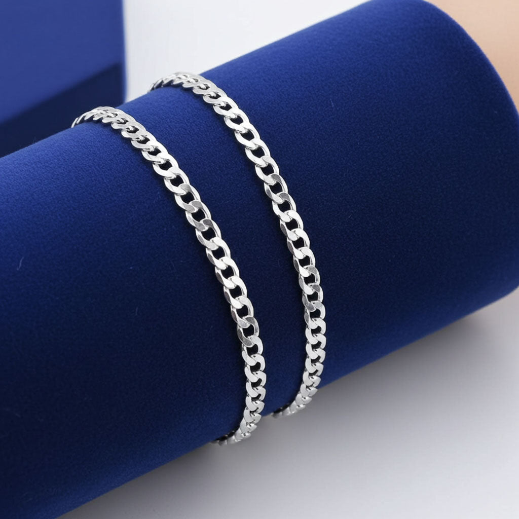 Beveled Curb Chain Bracelet - 4.4mm Display