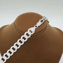 Beveled Curb Chain - 8.3mm Clasp View