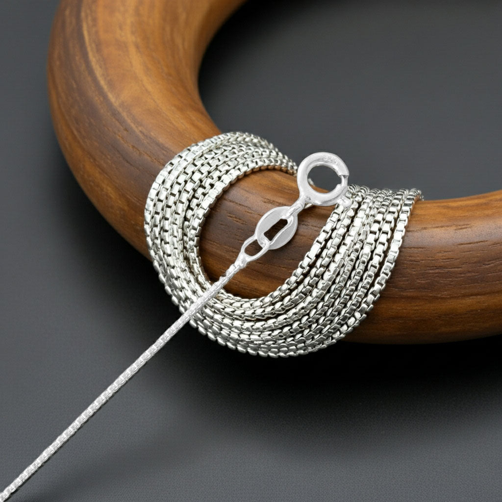 Box Chain - 0.8mm Coiled Example