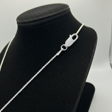 Box Chain Silver - 1mm Clasp View