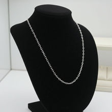Cable Chain - 1.9mm on Bust Display