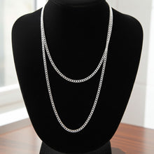 Curb Chain - 1.4mm Layered on Bust Display