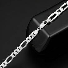 Figaro Chain - 6.8mm Clasp View