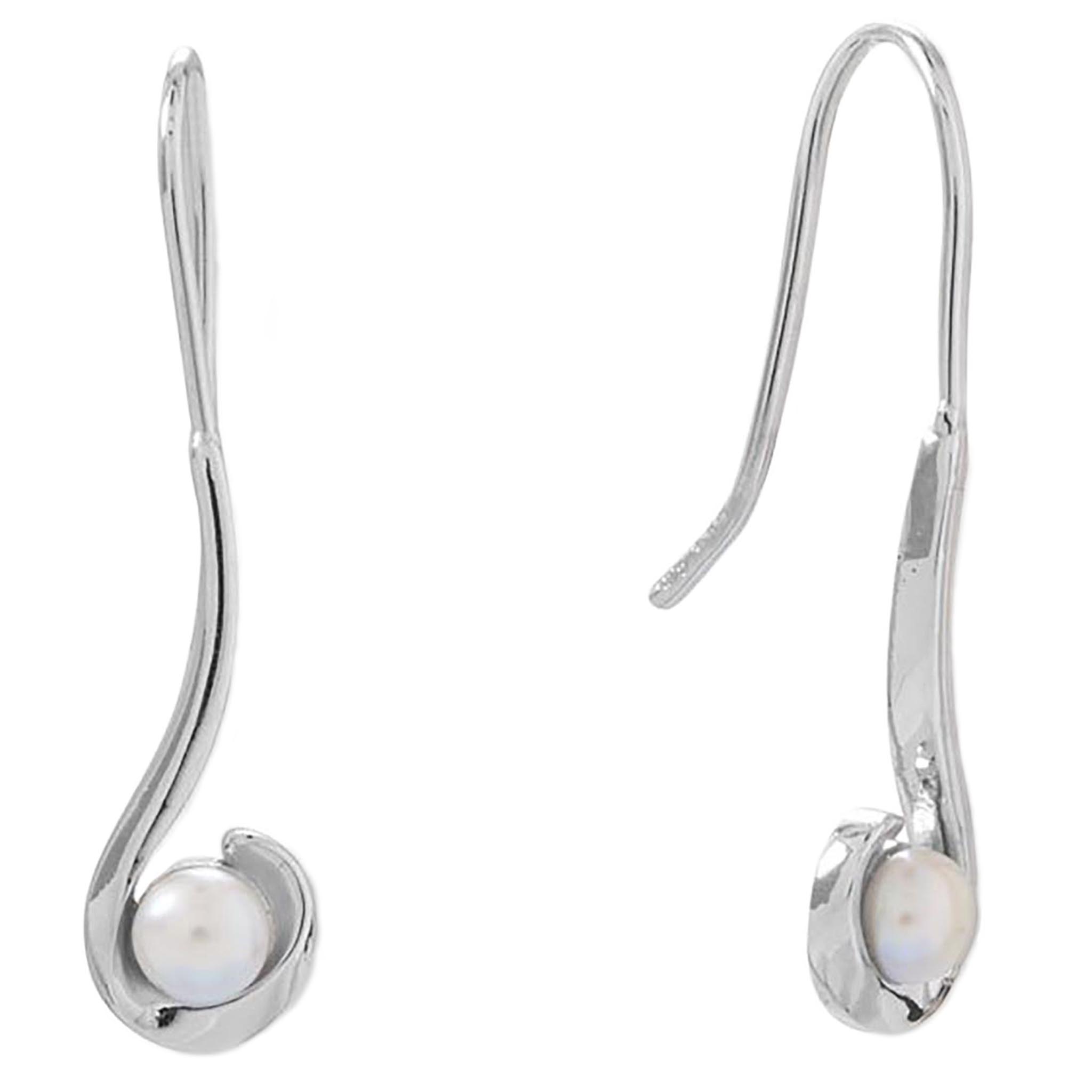 Hook Design Pearl Earrings