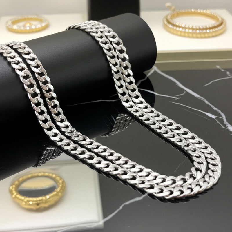 Miami Cuban Link Chain - 5mm Laid Out View