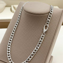 Miami Cuban Link Chain - 5mm Clasp View