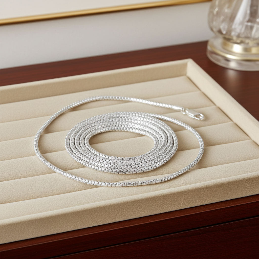 Rounded Box Chain - 2.6mm Coiled Up View