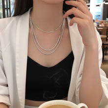 Rounded Box Chain - 2.6mm Layered on Neck View